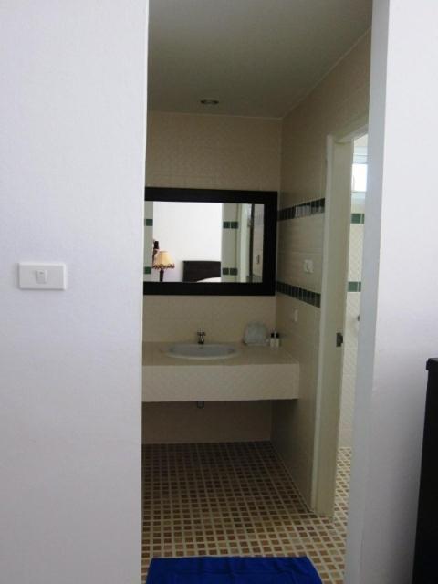 Kalim Hill Hotel Patong Ruang foto