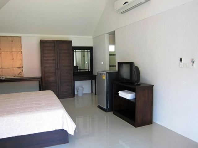 Kalim Hill Hotel Patong Ruang foto