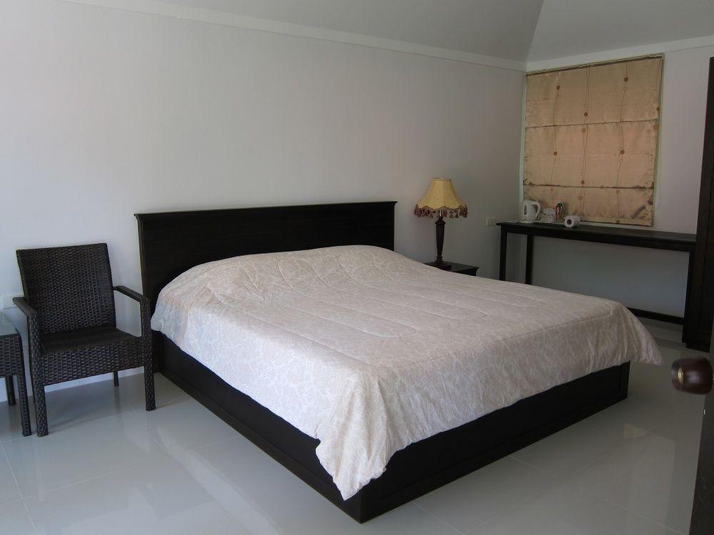 Kalim Hill Hotel Patong Bagian luar foto