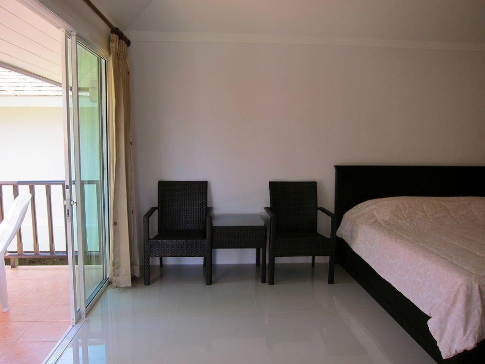 Kalim Hill Hotel Patong Bagian luar foto